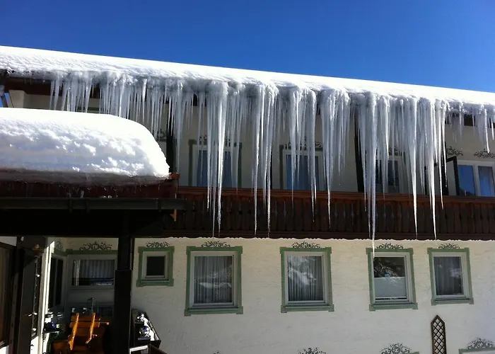Staufenblick Hotel 3*